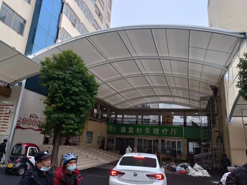 南充推拉雨棚定制厂家，仓库通道、卸货区移动伸缩棚搭建-2
